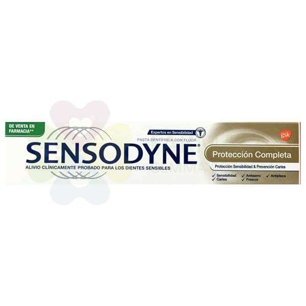 Sensodyne Protección Completa Pasta Dental 75 ml protege los dientes y encías frente a la placa bacteriana previniendo la aparición de caries. Además, refuerza el esmalte reduciendo los dolors y molestias de la sensibilidad dental. Está indicado especialm